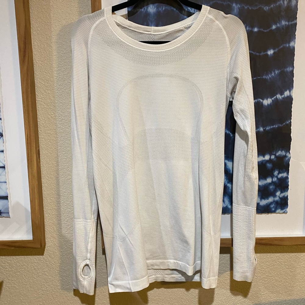 Lululemon long sleeve top